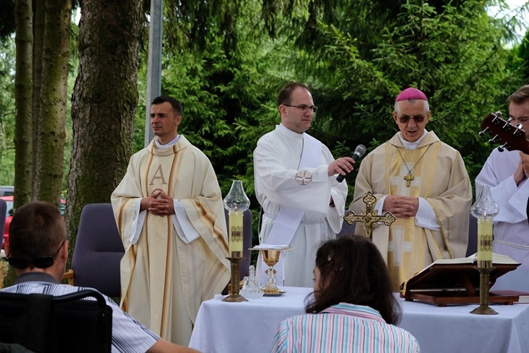 Wczasorekolekcje w Dąbrowicy