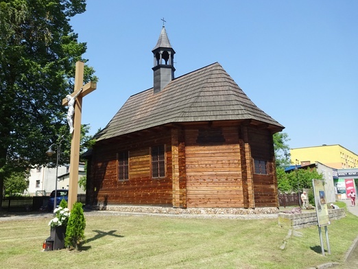 Lubliniec. Drewniany zabytek w centrum miasta