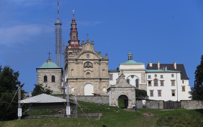 Spotkanie modlitewne Polska pod Krzyżem nie odbędzie się 14 września na Świętym Krzyżu