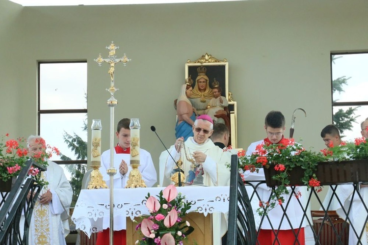 Uroczystościom przewodniczył ks. bp Mieczysław Cisło.