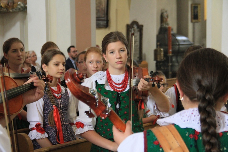 Poświęcenie Centrum Dialogu Kulturalnego i Społecznego "Karmel" w Baborowie