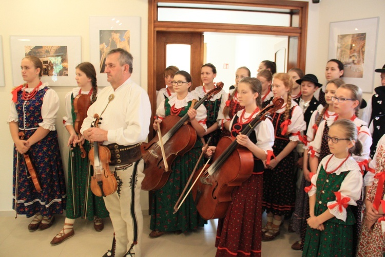 Poświęcenie Centrum Dialogu Kulturalnego i Społecznego "Karmel" w Baborowie