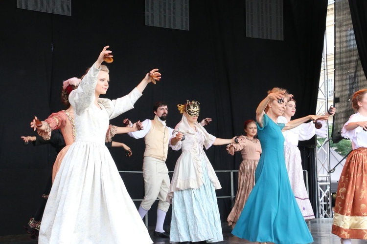 20. Festiwal Tańców Dworskich "Cracovia Danza" 2019 Kraków - Rynek Główny