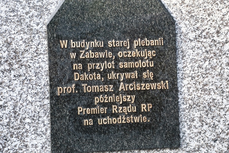 Zabawa. Rocznica Akcji III Most