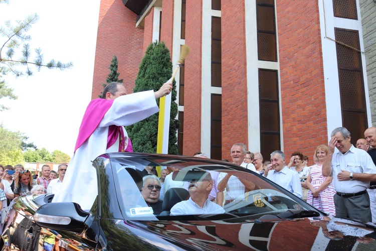 Błogosławienie pojazdów w Tychach