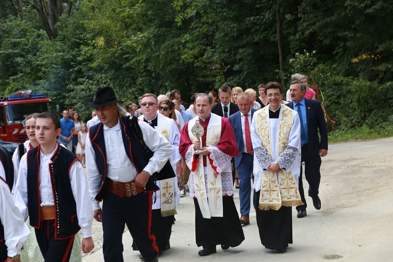 Janczowa. Relikwie św. Kingi