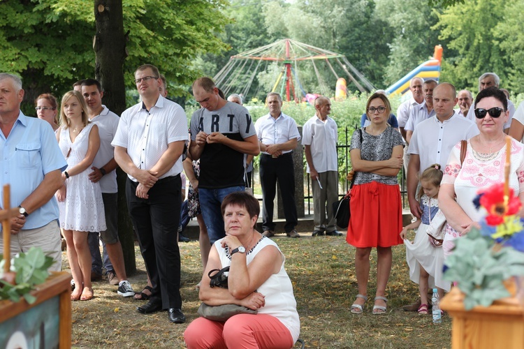 Poświęcenie nowego feretronu Matki Bożej i jubileusz kapłaństwa