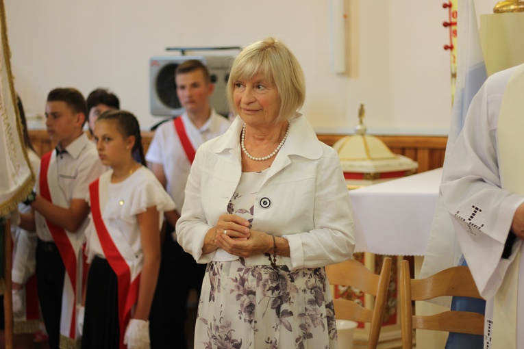 Poświęcenie nowego feretronu Matki Bożej i jubileusz kapłaństwa