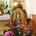 Poświęcenie nowego feretronu Matki Bożej i jubileusz kapłaństwa