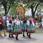 Poświęcenie nowego feretronu Matki Bożej i jubileusz kapłaństwa