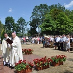 Koronacja figurki św. Anny w Oleśnie