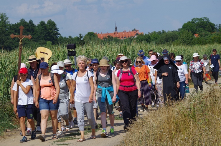 Piesza pielgrzymka do Świętych Schodów cz. 2