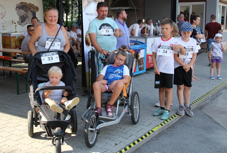 11. Biesiada fundacji "Krzyż Dziecka" w Pisarzowicach - 2019