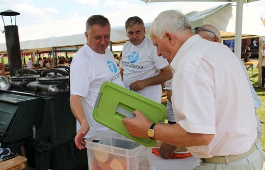 11. Biesiada fundacji "Krzyż Dziecka" w Pisarzowicach - 2019