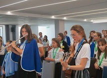 ▲	Podczas Eucharystii w święto Marii Magdaleny.  