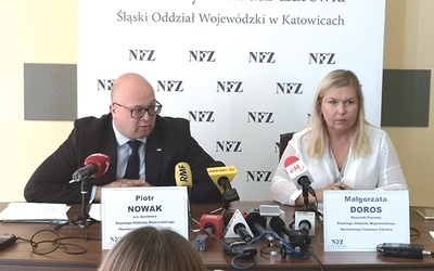 W konferencji udział wzięli p.o. dyrektor śląskiego oddziału NFZ Piotr Nowak i rzeczniczka NFZ Małgorzata Doros.