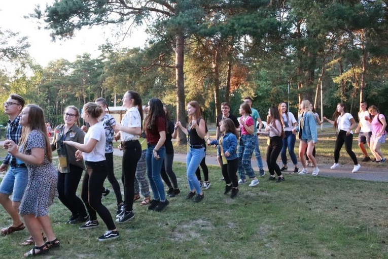 Obóz Fundacji "Dzieło Nowego Tysiąclecia"