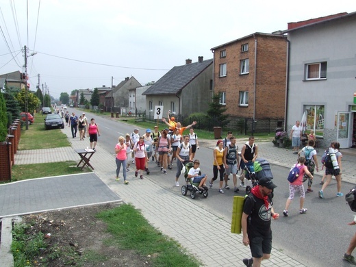 74 Piesza Rybnicka Pielgrzymka - przemarsz grup