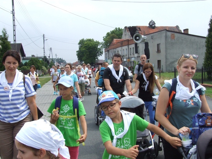 74 Piesza Rybnicka Pielgrzymka - przemarsz grup