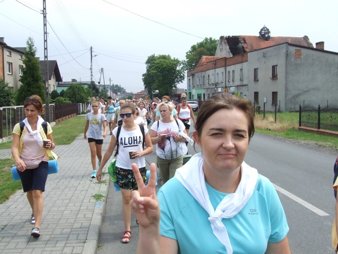 74 Piesza Rybnicka Pielgrzymka - przemarsz grup