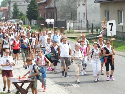 74 Piesza Rybnicka Pielgrzymka - przemarsz grup