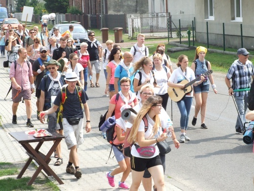 74 Piesza Rybnicka Pielgrzymka - przemarsz grup