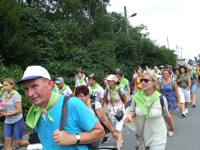 74 Piesza Rybnicka Pielgrzymka - przemarsz grup