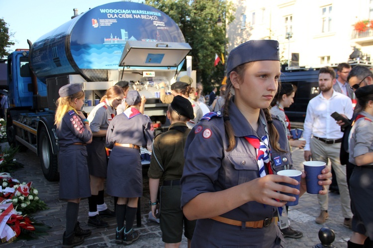 Uroczystości przed Pomnikiem Powstania Warszawskiego