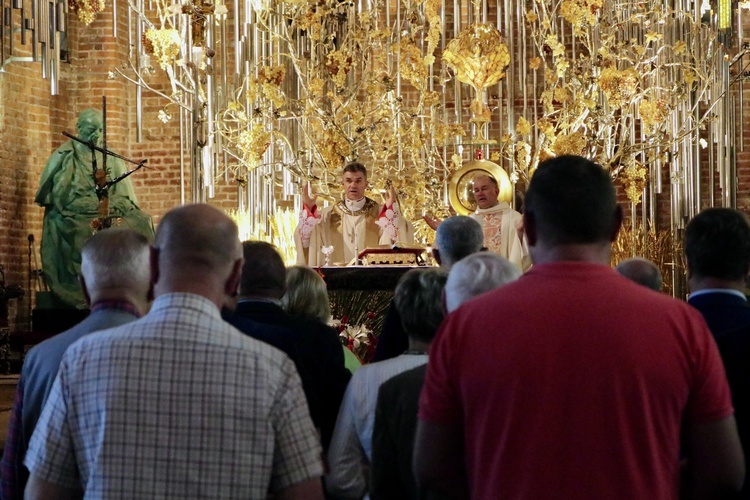 Msza św. za pracowników sektora paliwowego