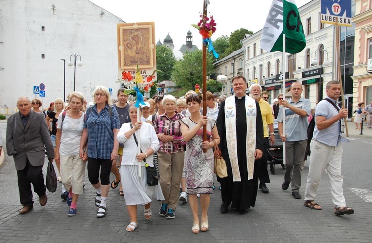 Wyjście pielgrzymów z Chełma