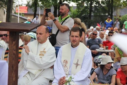 74. Piesza Rybnicka Pielgrzymka - postój w Górnikach