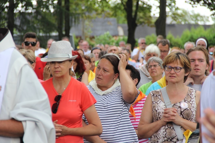 74. Piesza Rybnicka Pielgrzymka - postój w Górnikach