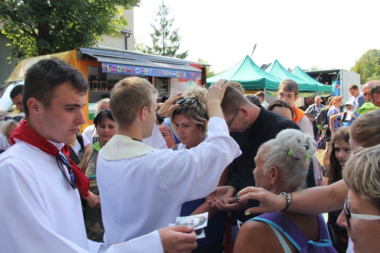 74. Piesza Rybnicka Pielgrzymka - postój w Górnikach