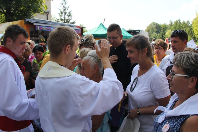 74. Piesza Rybnicka Pielgrzymka - postój w Górnikach