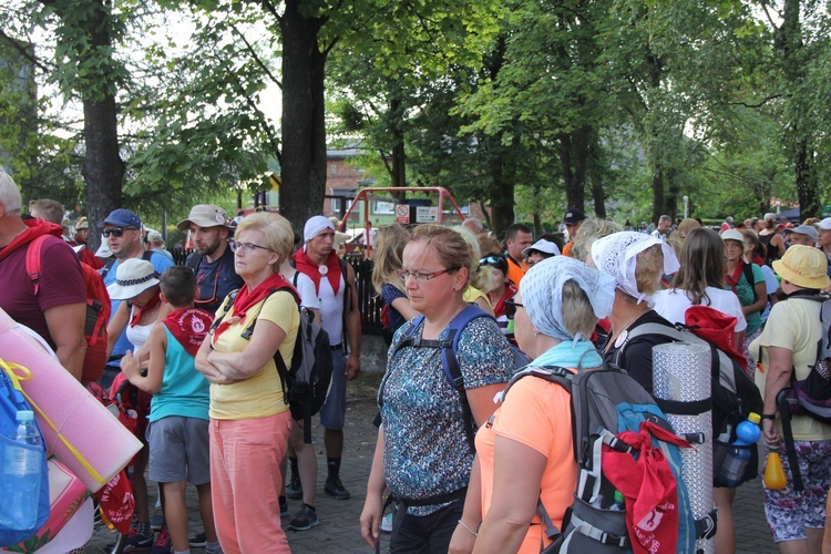 74. Piesza Rybnicka Pielgrzymka - postój w Górnikach