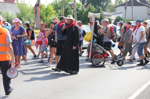 74. Piesza Rybnicka Pielgrzymka - postój w Górnikach