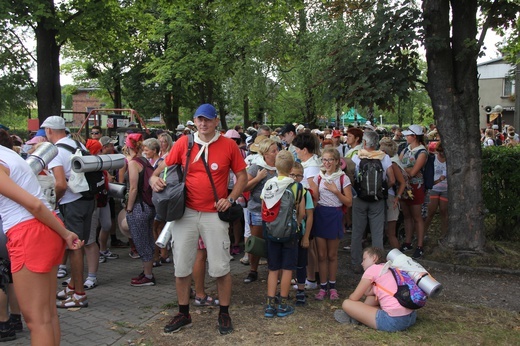 74. Piesza Rybnicka Pielgrzymka - postój w Górnikach