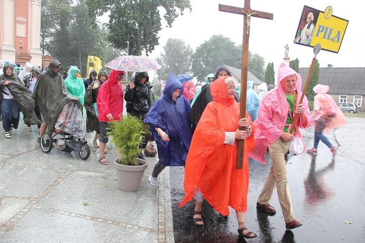 Piesza Pielgrzymka na Jasną Górę - cz. 2