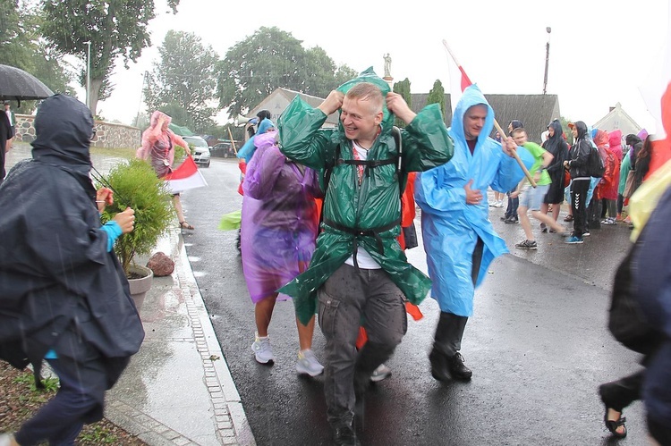 Piesza Pielgrzymka na Jasną Górę - cz. 2