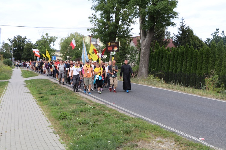 Kaszubska Pielgrzymka uczciła bohaterów powstania warszawskiego