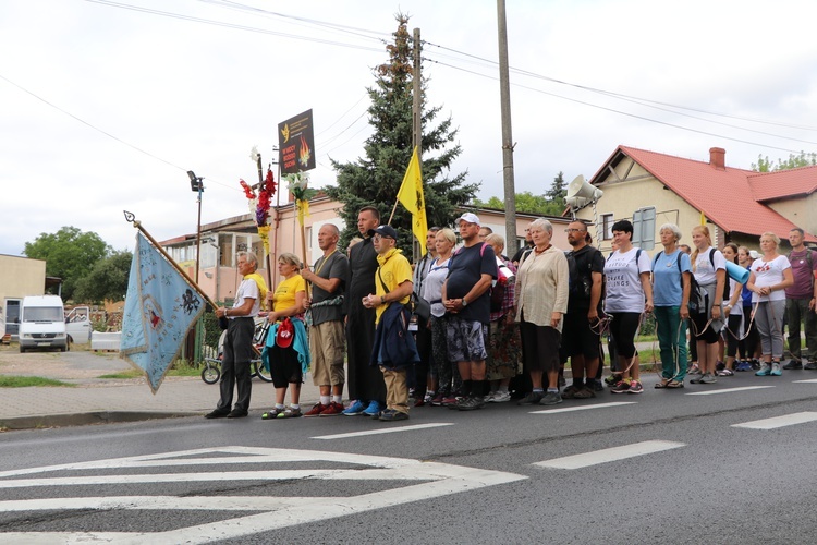 Kaszubska Pielgrzymka uczciła bohaterów powstania warszawskiego