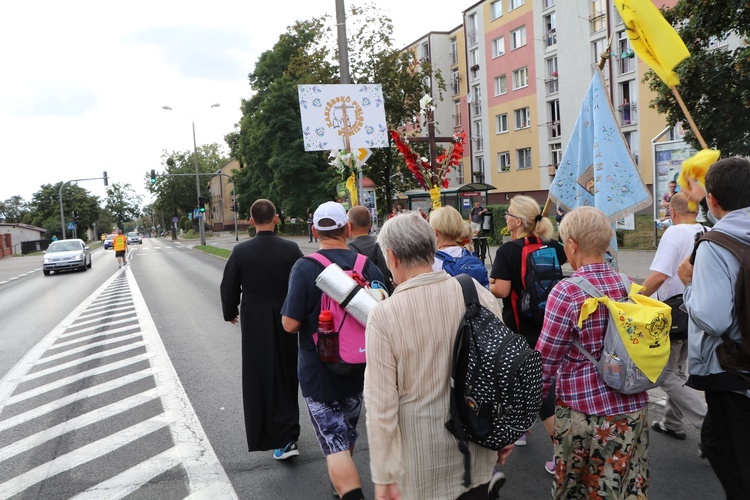 Kaszubska Pielgrzymka uczciła bohaterów powstania warszawskiego