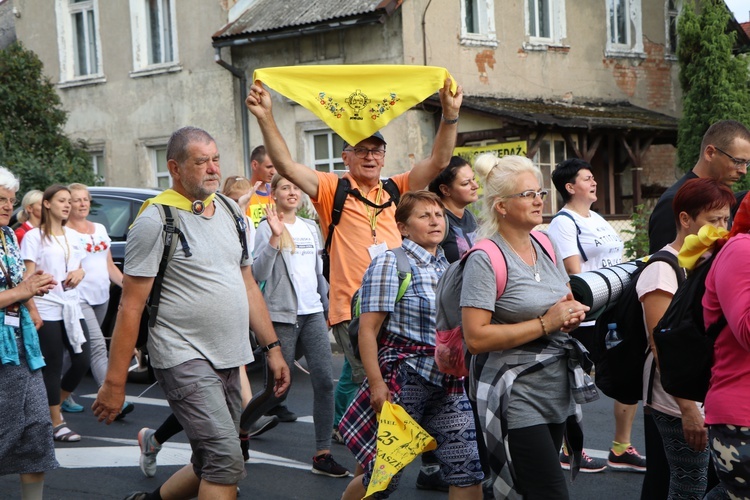 Kaszubska Pielgrzymka uczciła bohaterów powstania warszawskiego