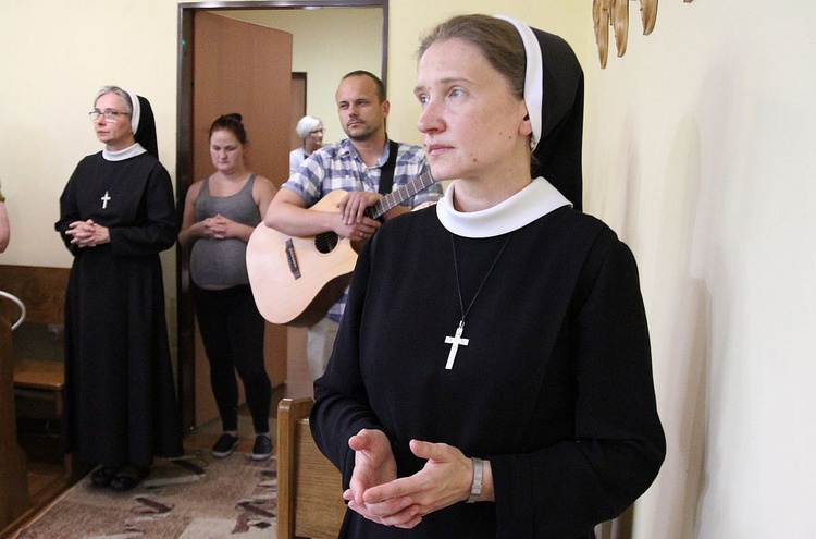 Powitanie sióstr nazaretanek w bielskim Domu Matki i Dziecka Caritas