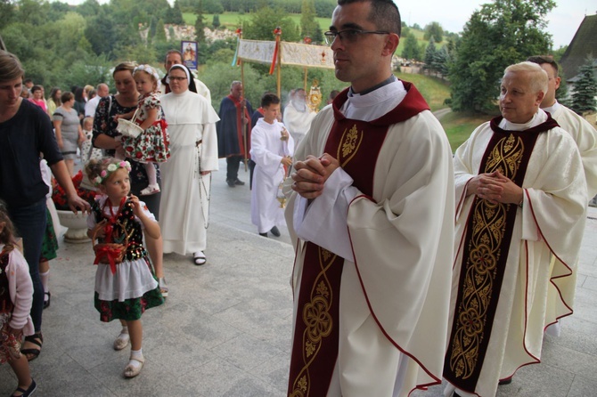 Krużlowa. Rozpoczęcie odpustu ku czci Przemienienia Pańskiego