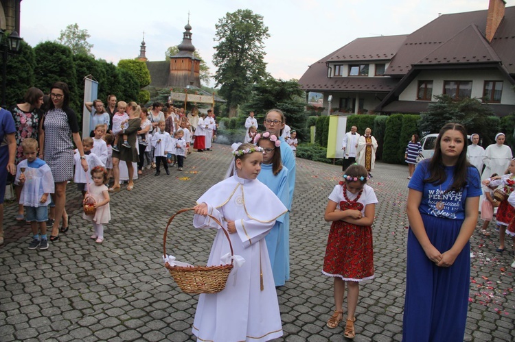 Krużlowa. Rozpoczęcie odpustu ku czci Przemienienia Pańskiego