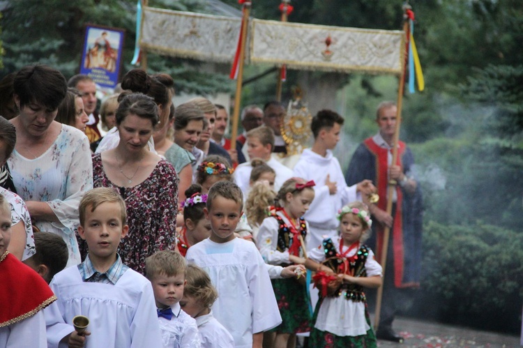 Krużlowa. Rozpoczęcie odpustu ku czci Przemienienia Pańskiego