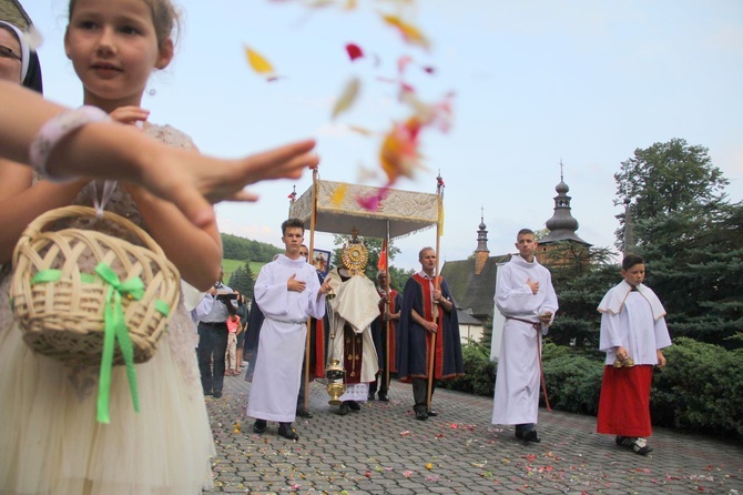 Krużlowa. Rozpoczęcie odpustu ku czci Przemienienia Pańskiego