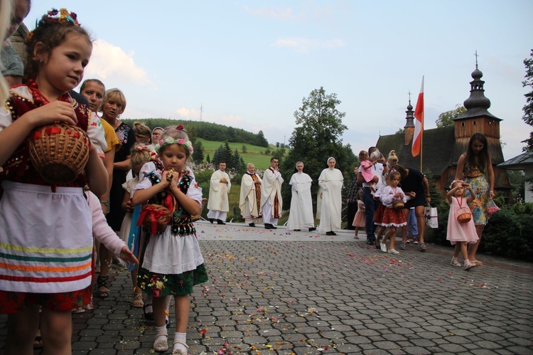 Krużlowa. Rozpoczęcie odpustu ku czci Przemienienia Pańskiego