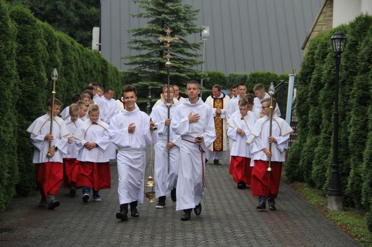 Krużlowa. Rozpoczęcie odpustu ku czci Przemienienia Pańskiego